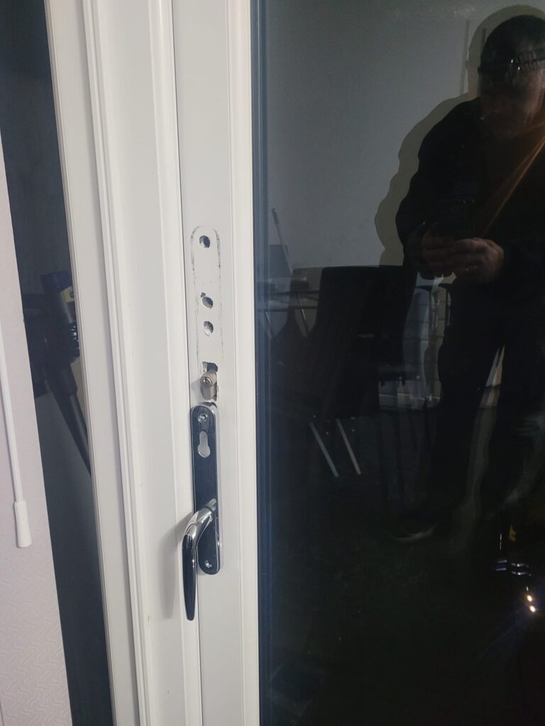 c9b3ff7f-9905-4e5e-9d44-ff4fb872d2f5