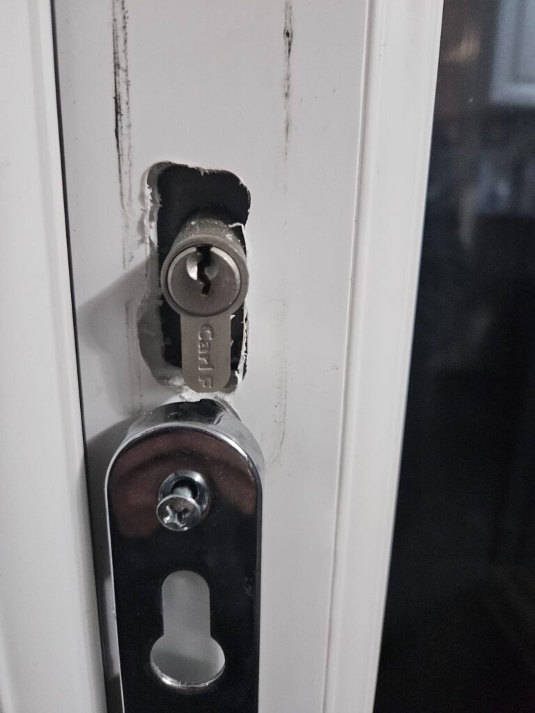 f85e20dc-fb4f-4d3c-b27d-7e6dbcdab07d